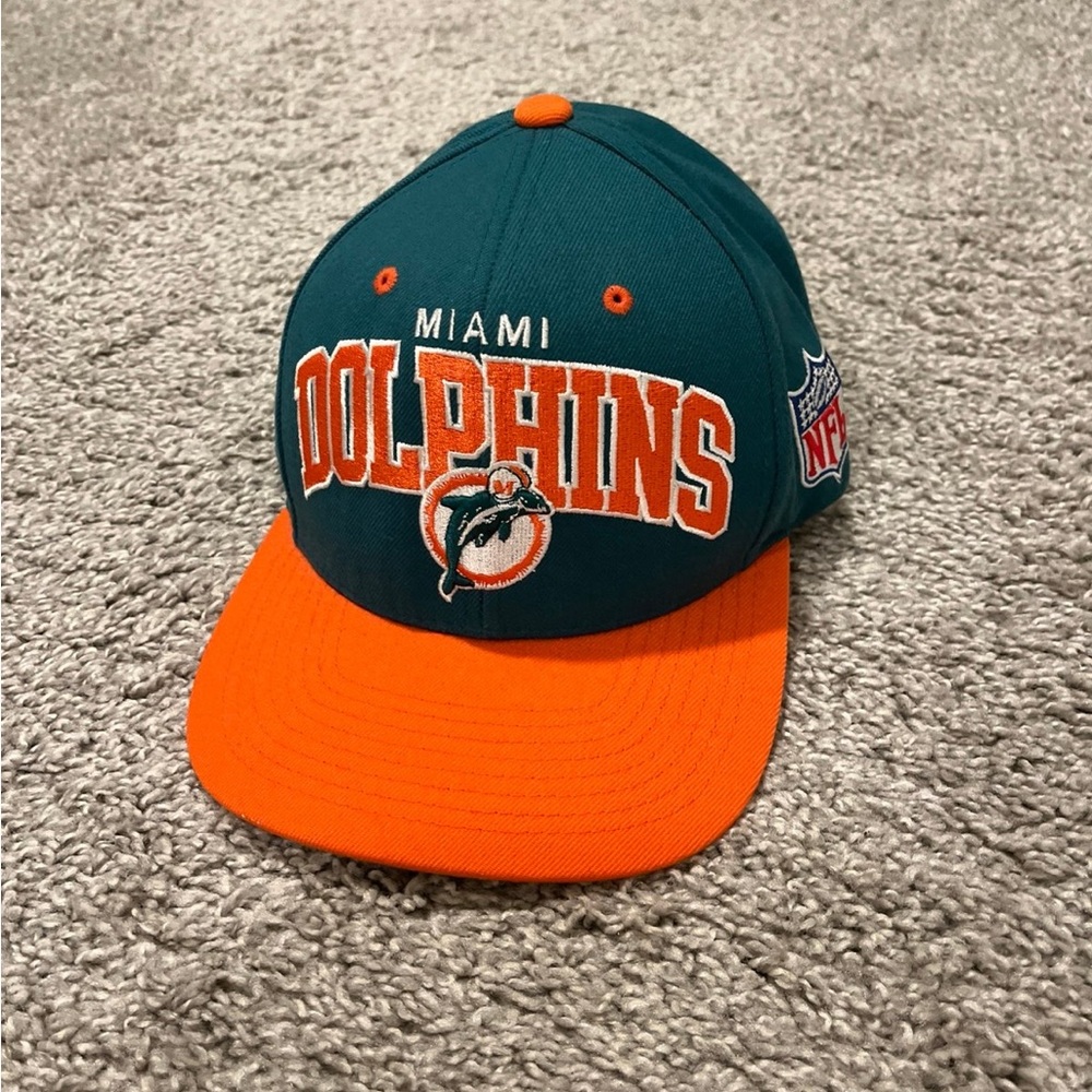 Mitchell & Ness Miami Dolphins hat